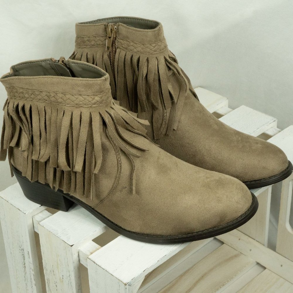 The Tildon Booties - Taupe Tassel Booties